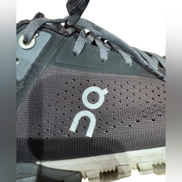 Men’s ON Cloudflow running shoes grey/black size 9. Worn - Picture 9 of 10